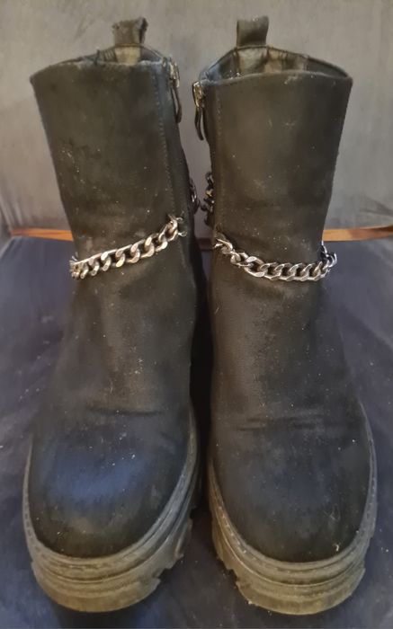 Botki roz.40,wkl.25,5 czarne