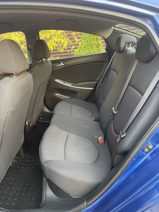 Hyundai accent 2013 год 1.4 бензин автомат