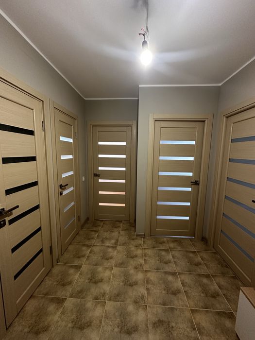Продаж чудової квартири з новим ремонтом на Москаленка 49 без %