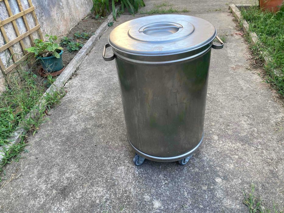 Bancada para Lixo Orgânico c/ Balde 100lt Incluído INOX 100x75x85cm