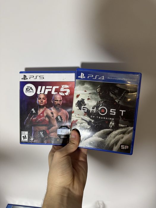 Диск Ghost of Tsushima (російська) та UFC 5 для PS4/5