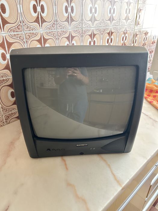 Televisao antiga electric