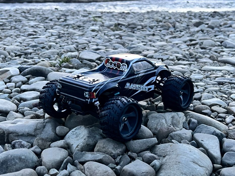 RC машинка Himoto Mastadon E18MTL Brushless 4x4 1/18 (40км/год)