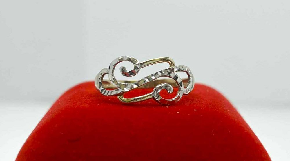 Nowy Złoty Pierścionek pr. 585 1,72g R16