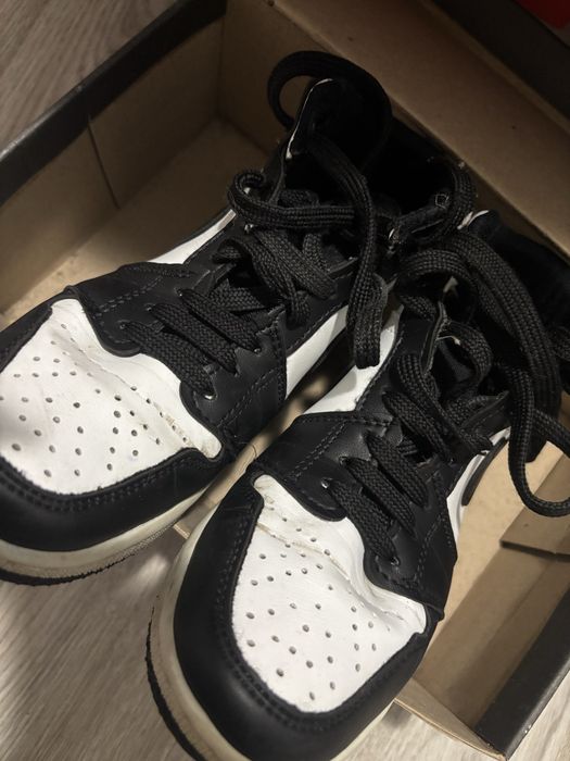 Tenis jordan bota