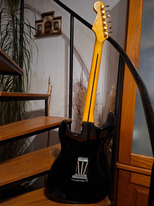 Fender Stratocaster (Replica) + Bag novo