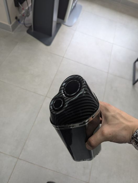 Вихлоп Акрапович/Akrapovic 37/47 см , карбон, титаново - синій/ двухстволка