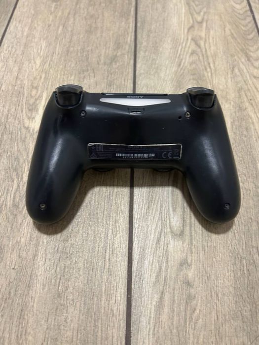 Джойстик до Playstation 4