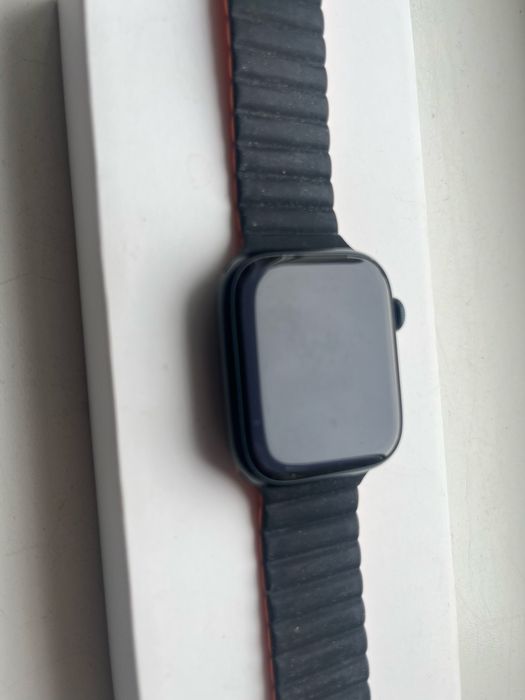Продам Apple watch 9