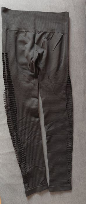 Legginsy Gym Hero Rozm. L czarne