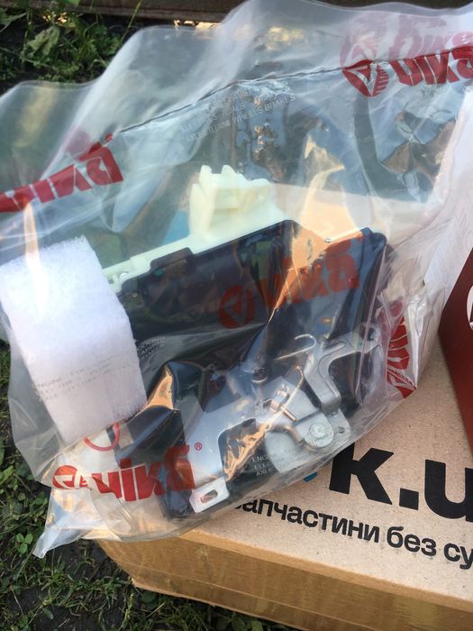 Продам замок дверей Гольф 4 golf 4 водія Новий запакований