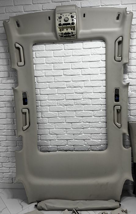 Потолок білий. Стеля біла VW Volkswagen Touareg Tuareg NF /FL