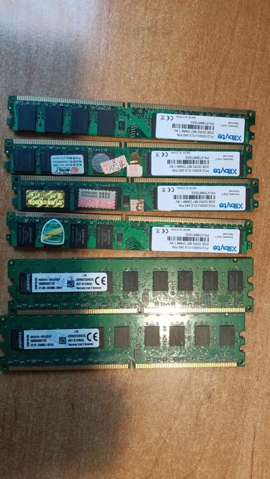 Оперативна пам'ять DDR2 2Gb 667 МГц