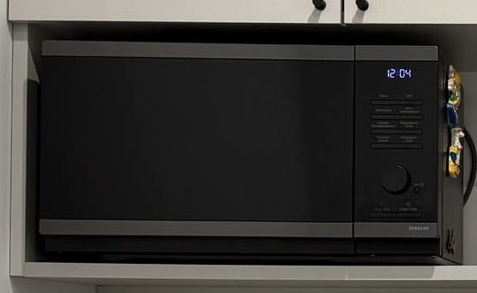 Мікрохвильова піч SAMSUNG MS23DG4504AGUA