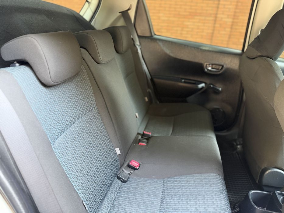 Toyota Yaris 2012 АВТОМАТ!!