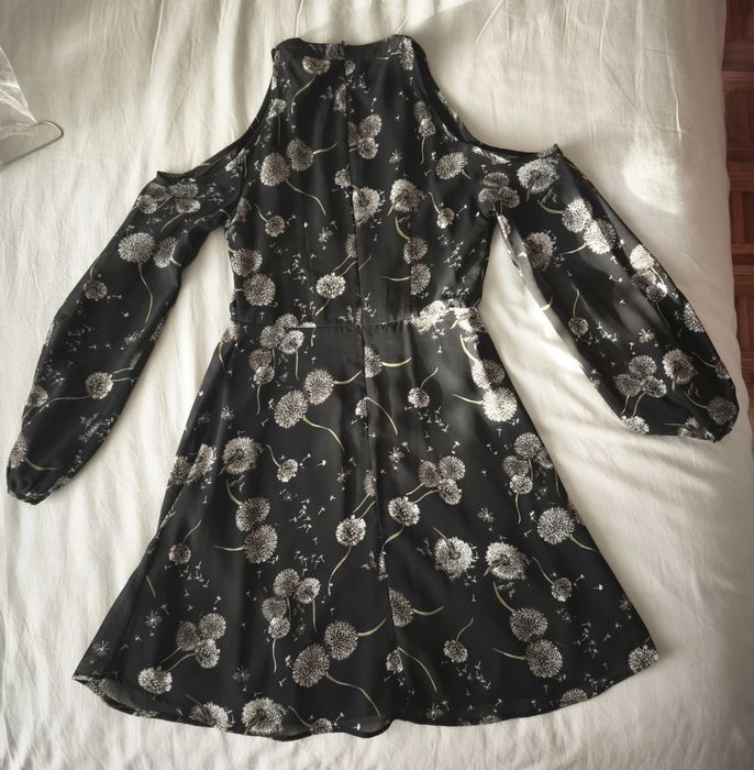 Vestido preto curto