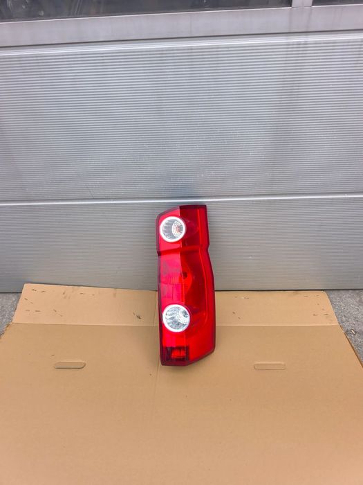 Lampa tył prawa VW Crafter I 06-16r 2e0945096