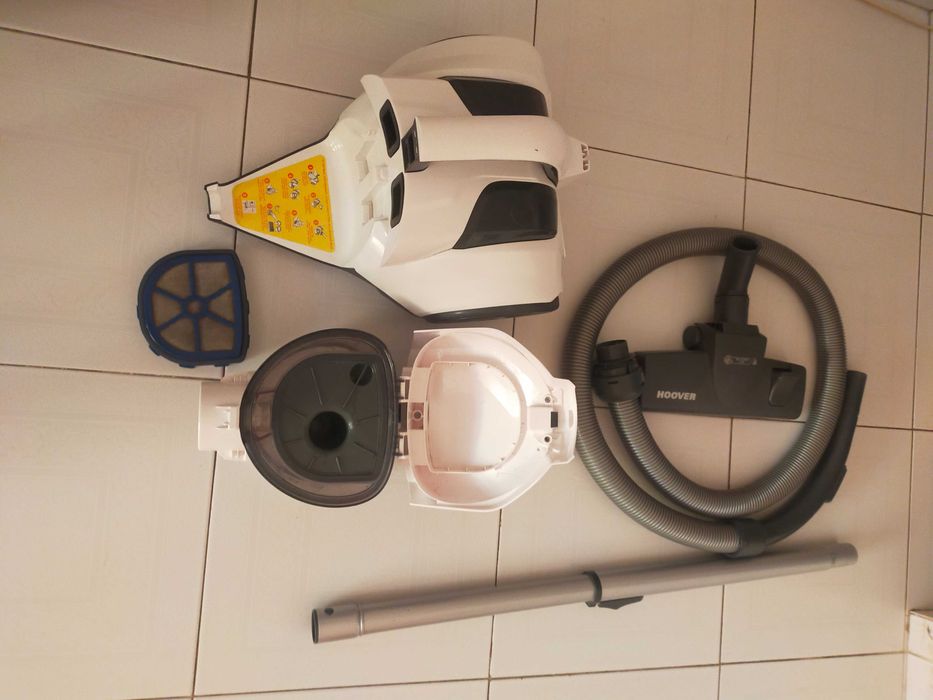 Aspirador Hoover Lander sem saco