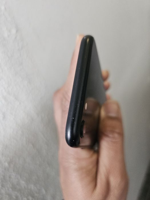 IPhone SE ..64gb