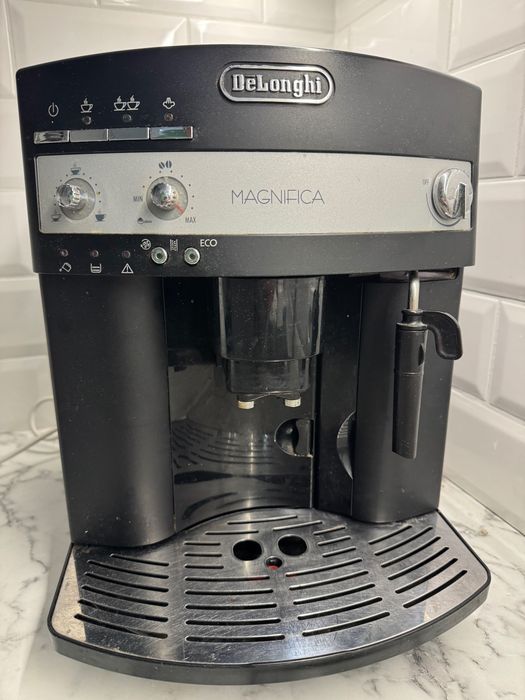 Ekspres do kawy delonghi magnifica s