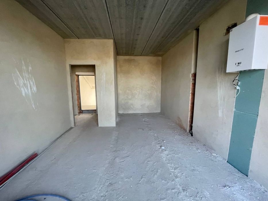 Продам дворівневу квартиру 96 м2  (2-3 кімнати)