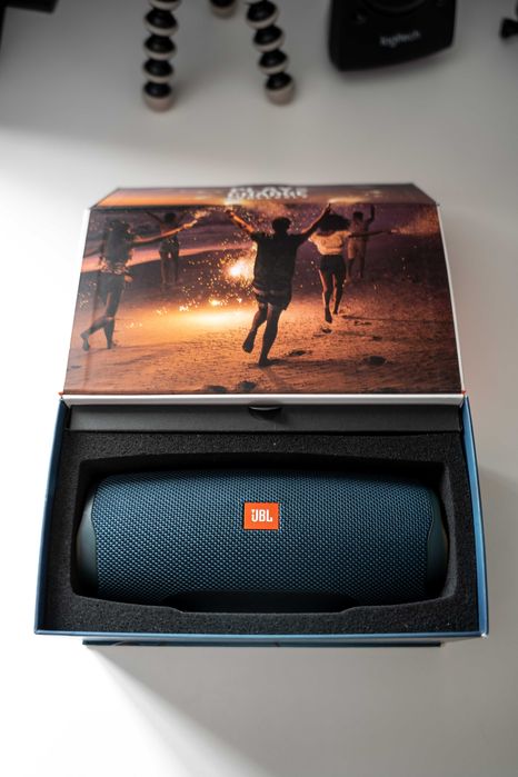 JBL Charge 4 Impecável