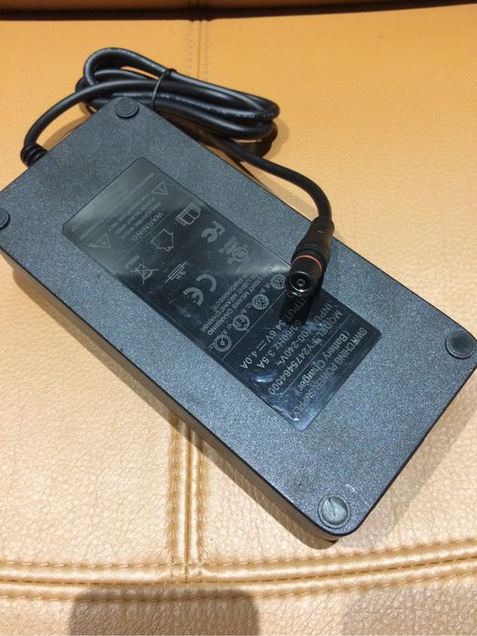 Carregador Original OKAI 54,6V 4A 220W para Bike elétrica