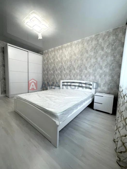 Стильна 1-кімнатна квартира в ЖК «Лебединий» | м. Харківська 3 хвилини