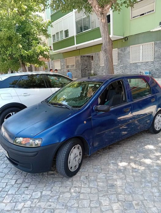 Carro Fiat Punto 2001