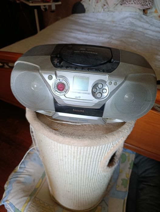 Бумбокс Phillips AZ1316/00C