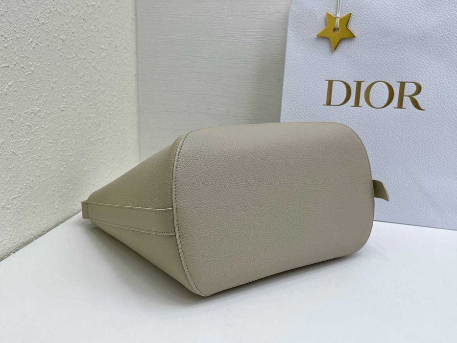 Torba typu bucket Dior Medaillon