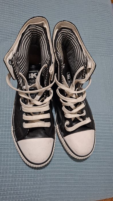 Botas Bk usadas em bom estado ( entrego Lisboa)