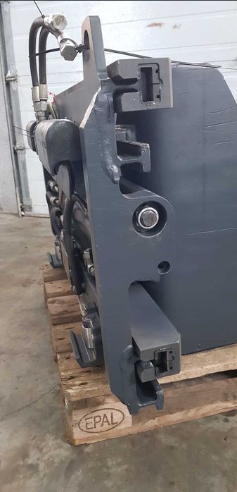 Chwytak do bel makulatury KAUP 2100kg ISO 2A/3A do wózka widłowego