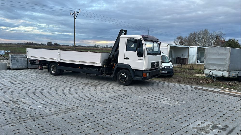 Wózki widłowe i Manitou UDT w wielu jezykach . Uprawnienia