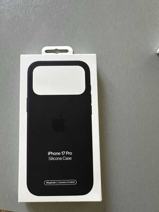 Apple iphone 17 pro case