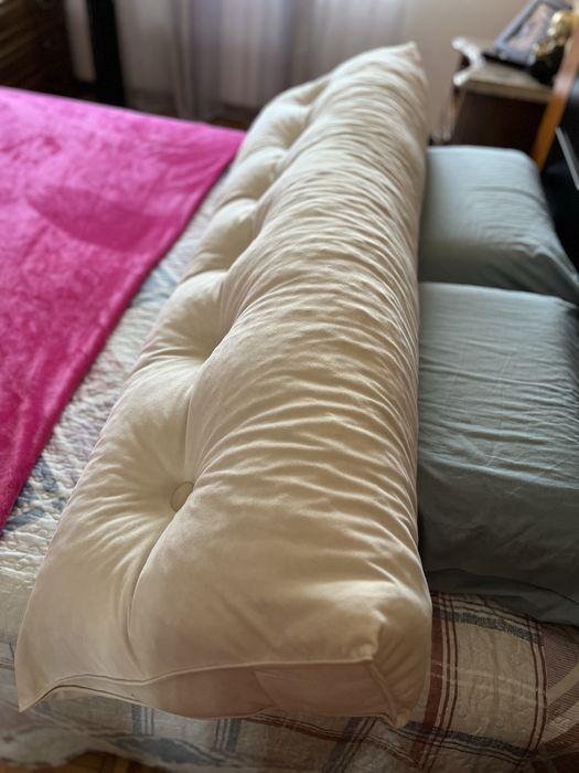 Almofada/ Travesseiro de cama-sofa