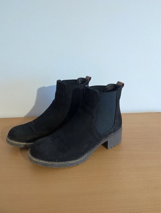 Botas Pretas Camurça