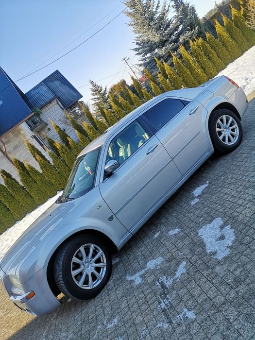 Chrysler 300C Sprzedam Chrysler 300c 3.5 V6 Automatic - Gaz