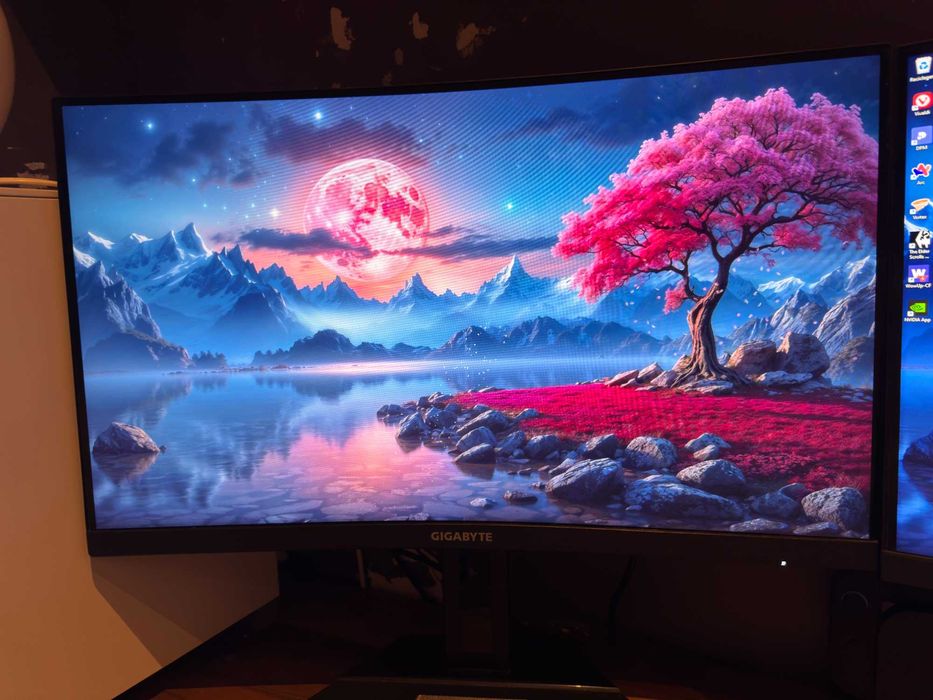 Monitor Gigabyte 27" G27FC A VA FHD Curvo 170Hz 1ms