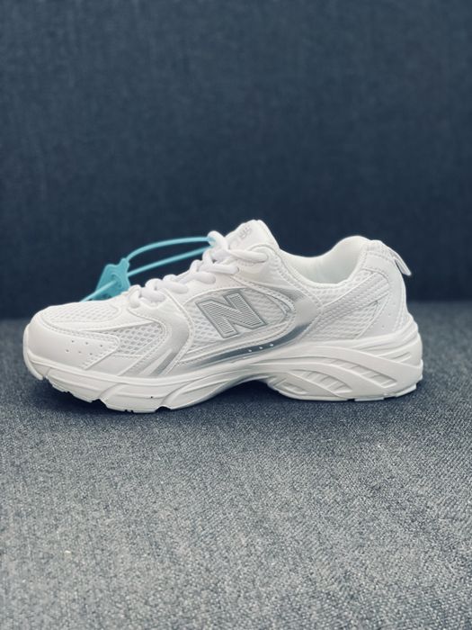 Кросівки New Balance 530 Wait  білі