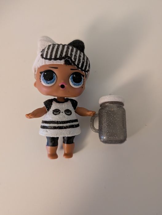 Laleczka lol suprise