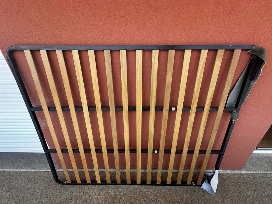 Estrado de Cama 160x200 com 6 pes