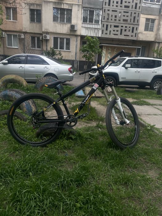 СРОЧНО ТОРГ!!! дёрт / стрит (кастомный)