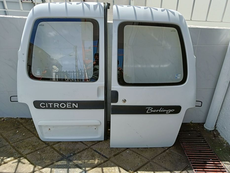 porta trás citroen Berlingo 2004