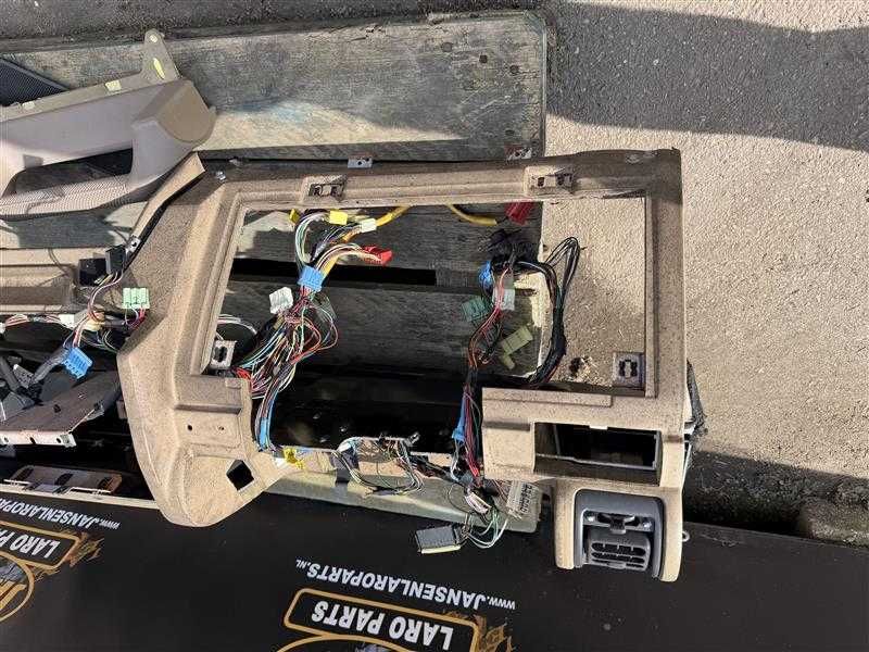 Land Rover Discovery bege tablier