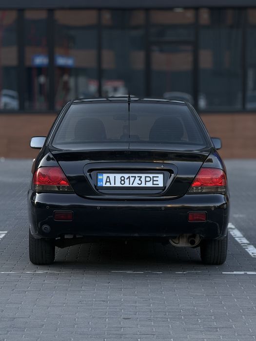 Mitsubishi lancer 9