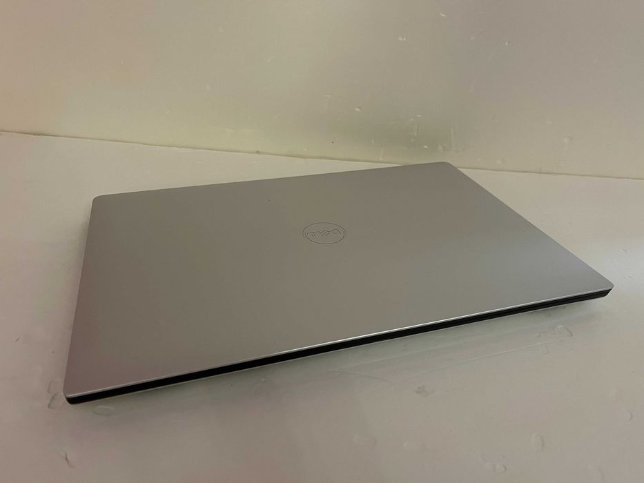 Игровой DELL XPS 15  7590 /Core i7 9750H x 12" ЯДЕР /16 RAM /SSD 1000 ГБ/ GTX 1650 (4 ГБ)