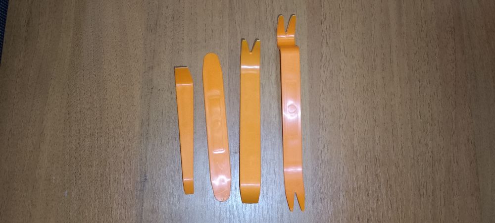 Наклейки светоотражающие