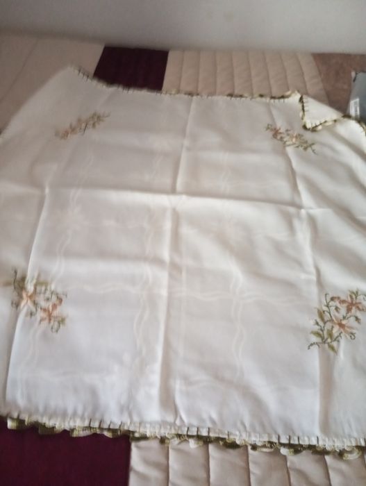 Venda de panos bordados