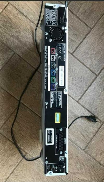 DVD receiver SONY hcd-dz100